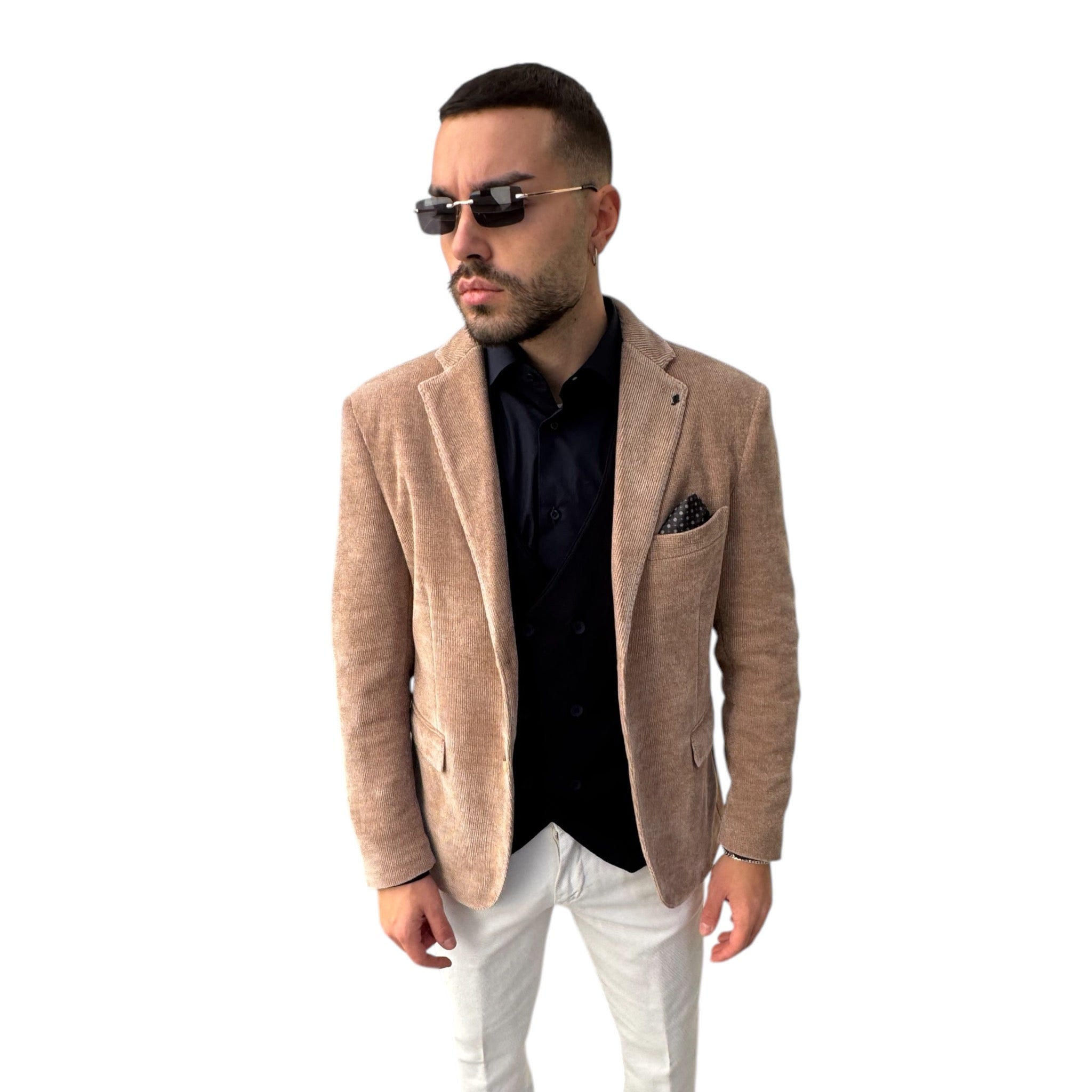 Articolo 3: Casual Uomo : Come Distinguersi con Stile